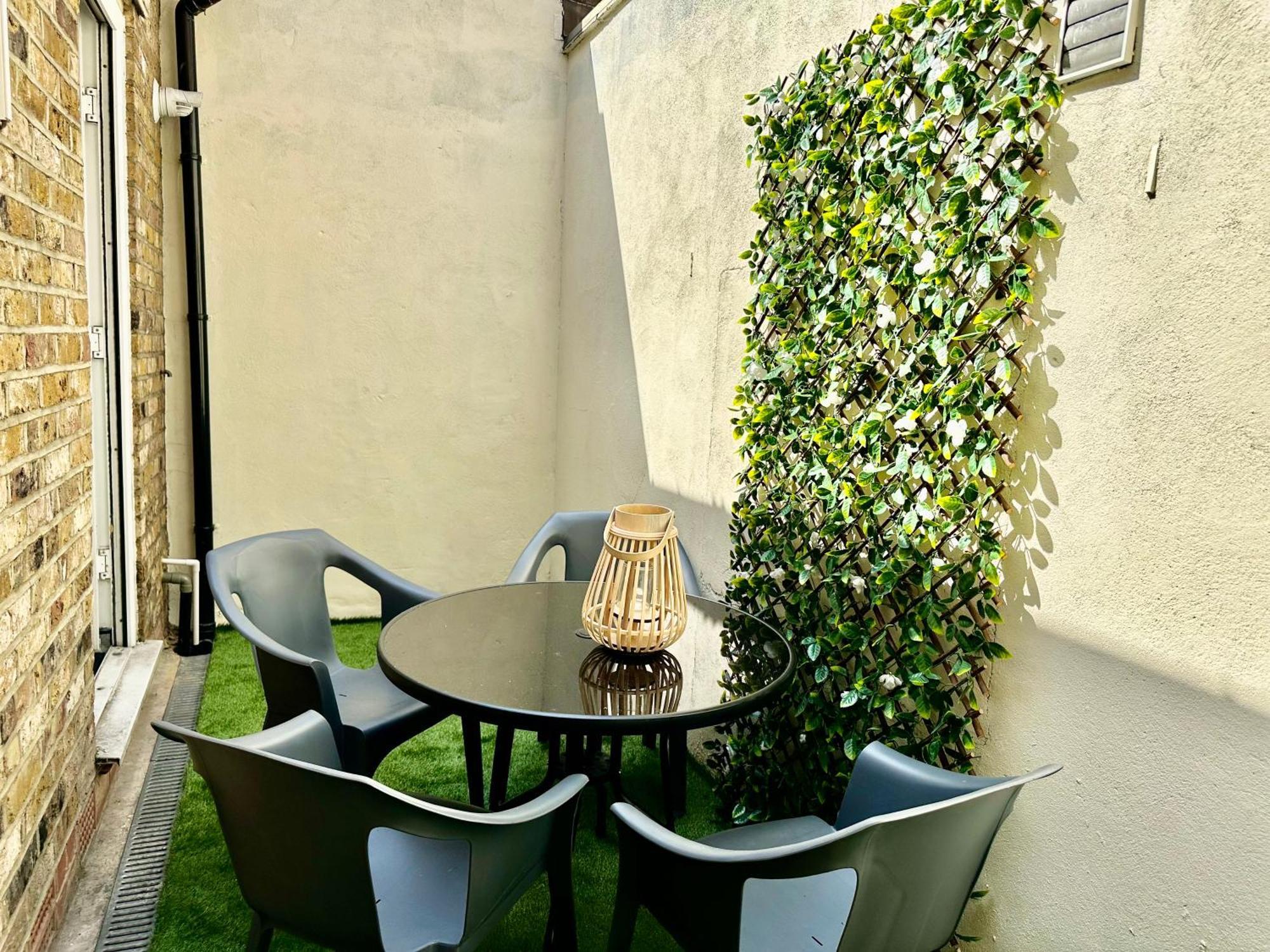 Apartamento Westferry Two Londres Exterior foto